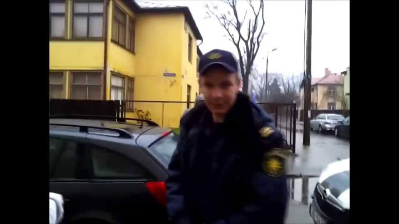 Oļegs un Valsts policija.