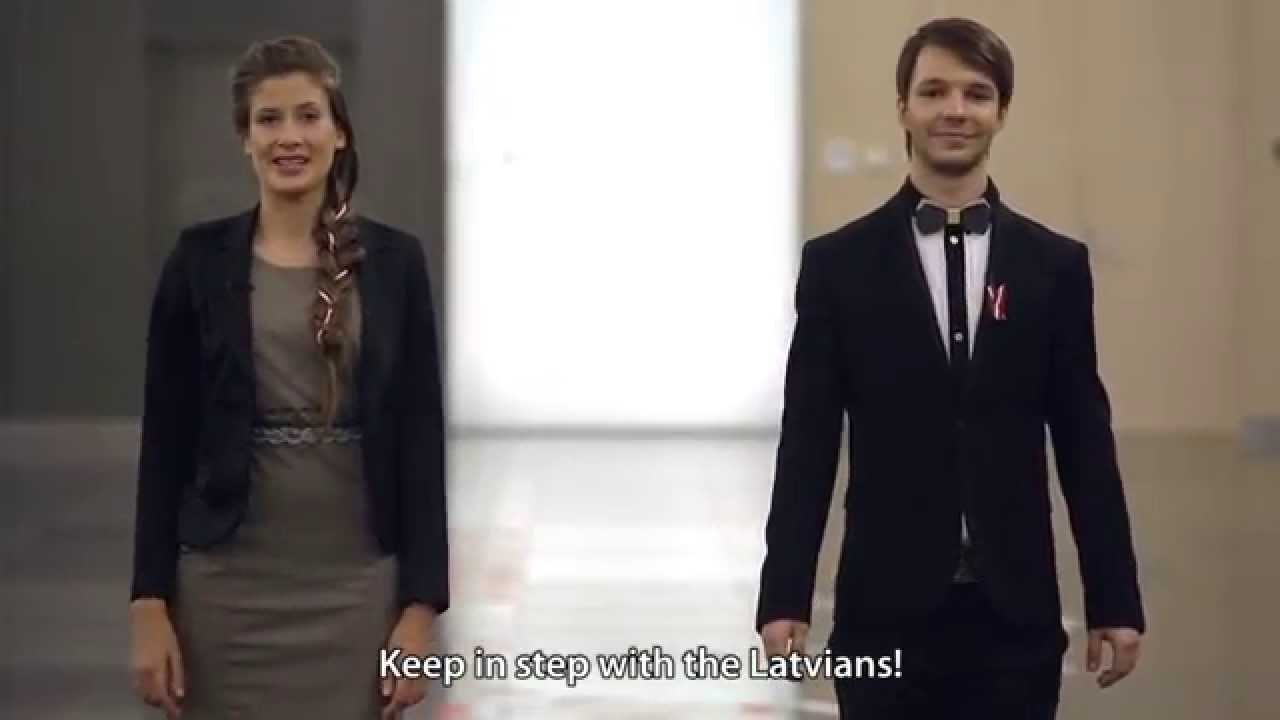 VIDEO: Latvieši “Gaismas pilī” visai pasaulei parāda, kā jādejo! (Keep in step with the Latvians)
