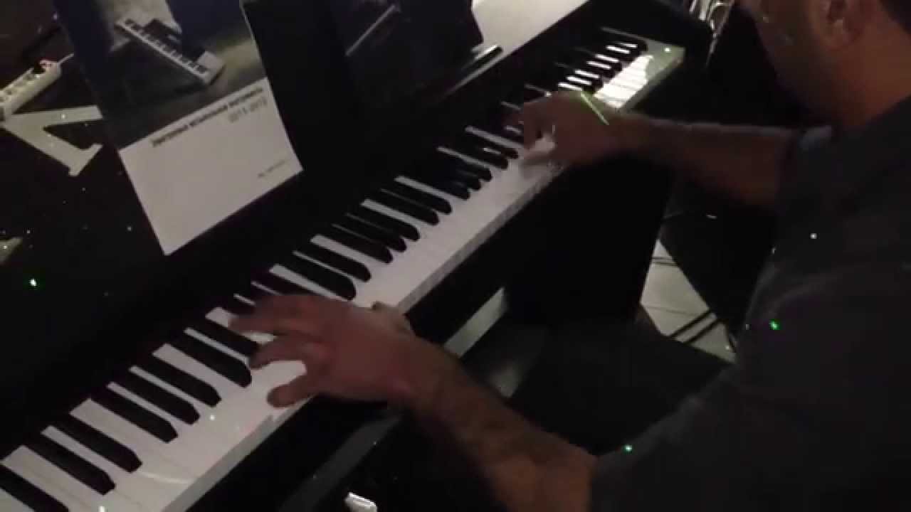 VIDEO: Pianists, kurš var nospēlēt 23 notis sekundē! (23 notes per second!)