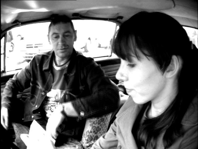 VIDEO: Slēptā kamera…Meitene…Taksometrs…2003.gads…Rīga… (Traffic)