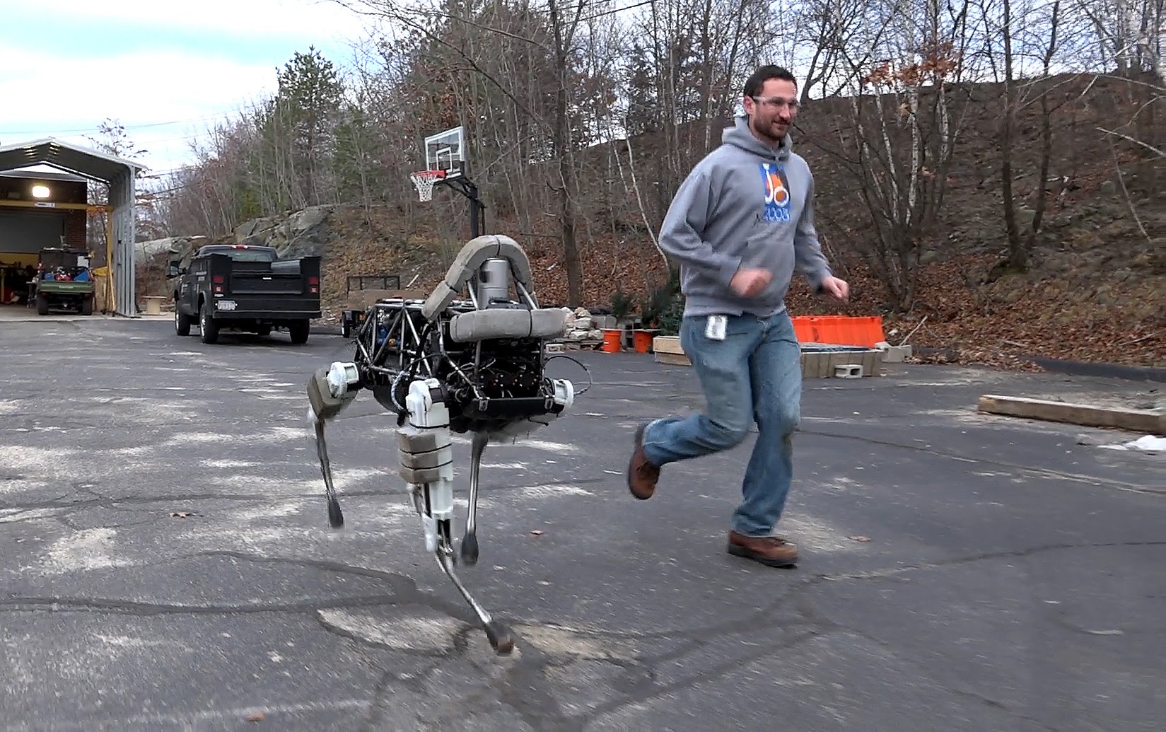 VIDEO: Jaunie Google robotsuņi ir burtiski neapturami un neiznīcināmi! (Introducing Spot!)