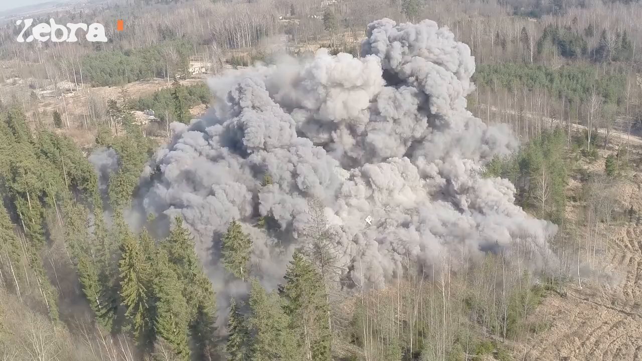 VIDEO: Iespaidīgi! Kā Latvijas armija spridzināja daudzstāvu māju? (Latvian army blow up building!)