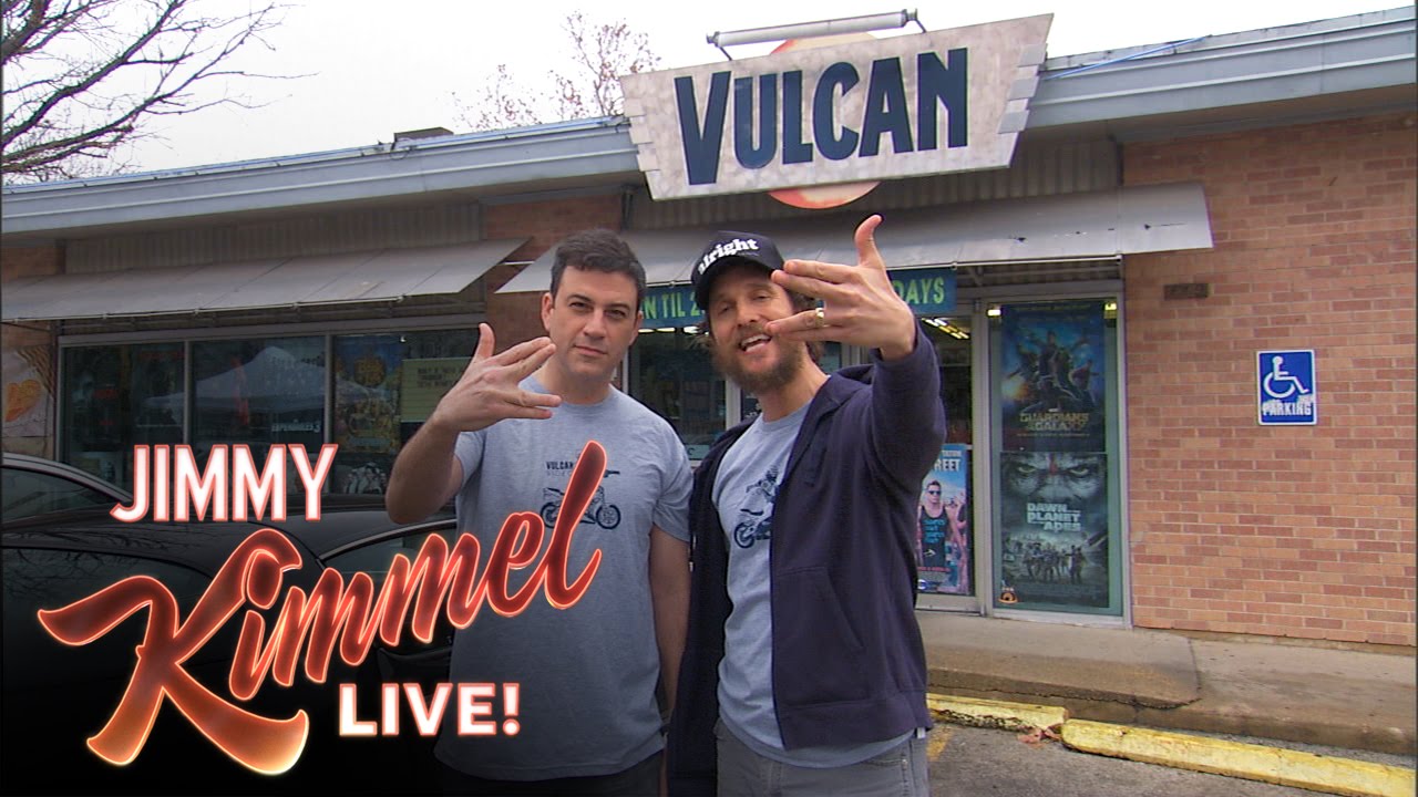 VIDEO: Kimmels kopā ar Makonahiju izveidot visai interesantu reklāmas klipu! (Jimmy Kimmel and Matthew McConaughey Make A Local TV Commercial for Vulcan Video)