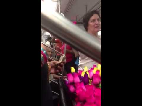 VIDEO: Mazs brīnums Ņujorkas metro! (Miracle on metro!)