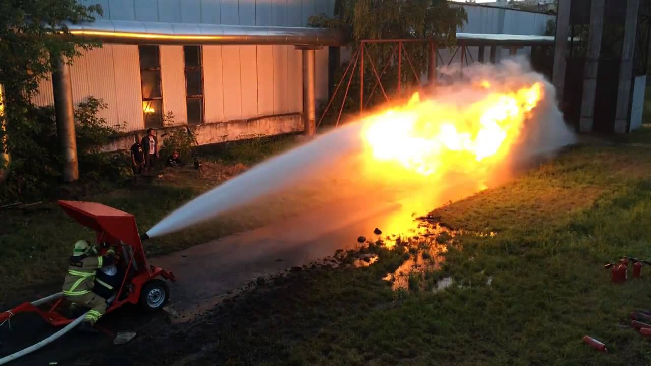VIDEO: Uguns pret ūdeni! (Fire vs Water)