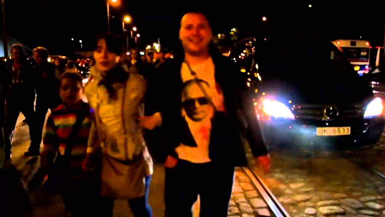 VIDEO: Murgs! “Varoņu” pilnās Rīgas ielas 9.maija vakarā!