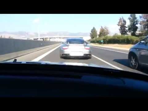 VIDEO: Kā žigulis pārspēja Porsche 911? (Lada Vs Porsche 911 GT2 RS Greece – Lada wins!)