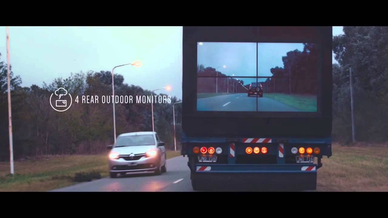 VIDEO: Smago automašīnu apdzīšana kļūs drošāka. (Samsung “The Safety Truck”)