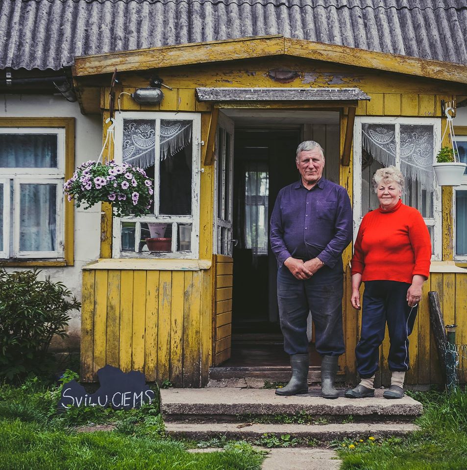 FOTO: Unikāli foto un stāsti: Kā dzīvo cilvēki Latvijas pierobežā!?