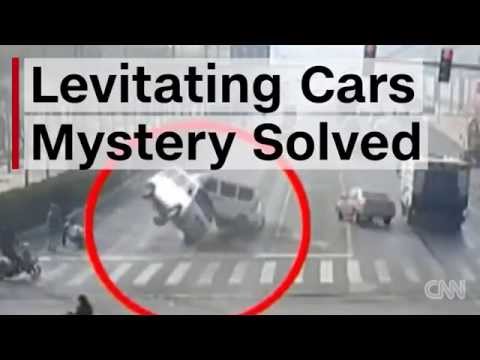 VIDEO: Atrasts loģisks izskaidrojums, kāpēc Ķīnā levitēja vairākas automašīnas!