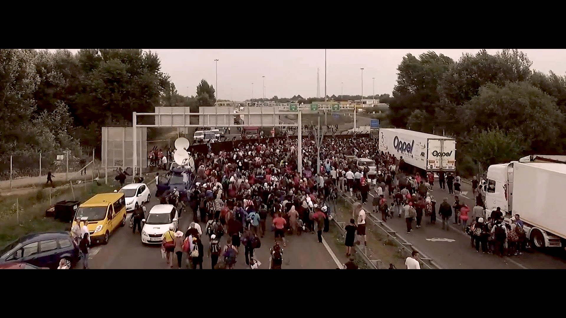VIDEO: Pārdomām! Eiropā lielu popularitāti ieguvis kāds anti-migrantu video!