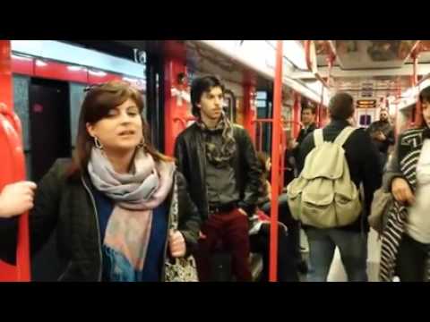 VIDEO: Negaidīts pārsteigums Milānas metro vagonā!