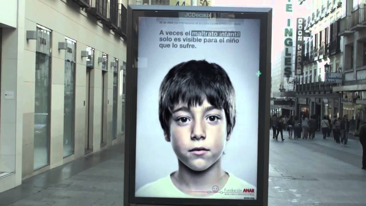 VIDEO: Reklāma pret vardarbību, ko redz tikai bērni! Kā tas iespējams?