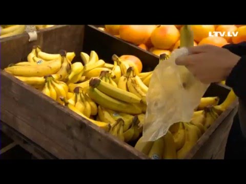 VIDEO: Nopietni!? Lai Latvijā svērtu svaigus banānus ir vajadzīga speciāla atļauja un svērēja statuss..