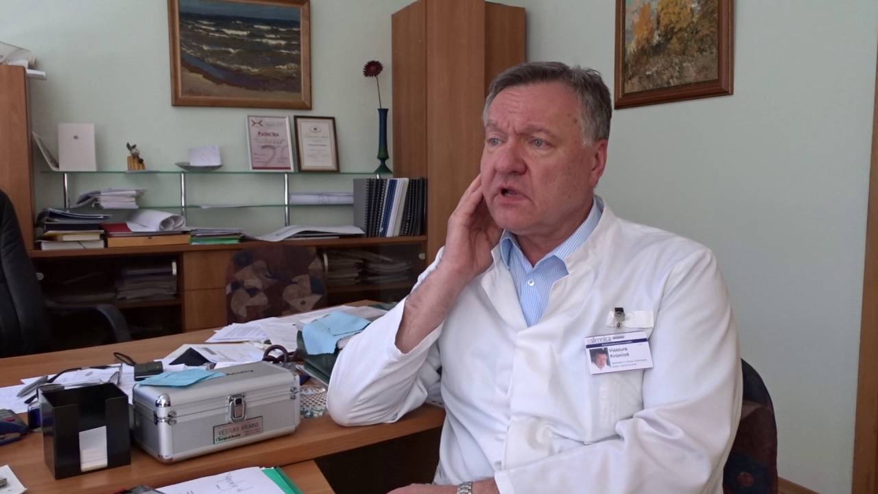 VIDEO: Ārsts Viesturs Zariņš turas braši un nenodod savu pacientu – Gunti Belēviču!