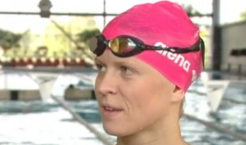 VIDEO: Nožēlojami smieklīga prēmija par labotu Latvijas rekordu peldēšananā brasā olimpiskajās spēlēs… Trūkst vārdu!