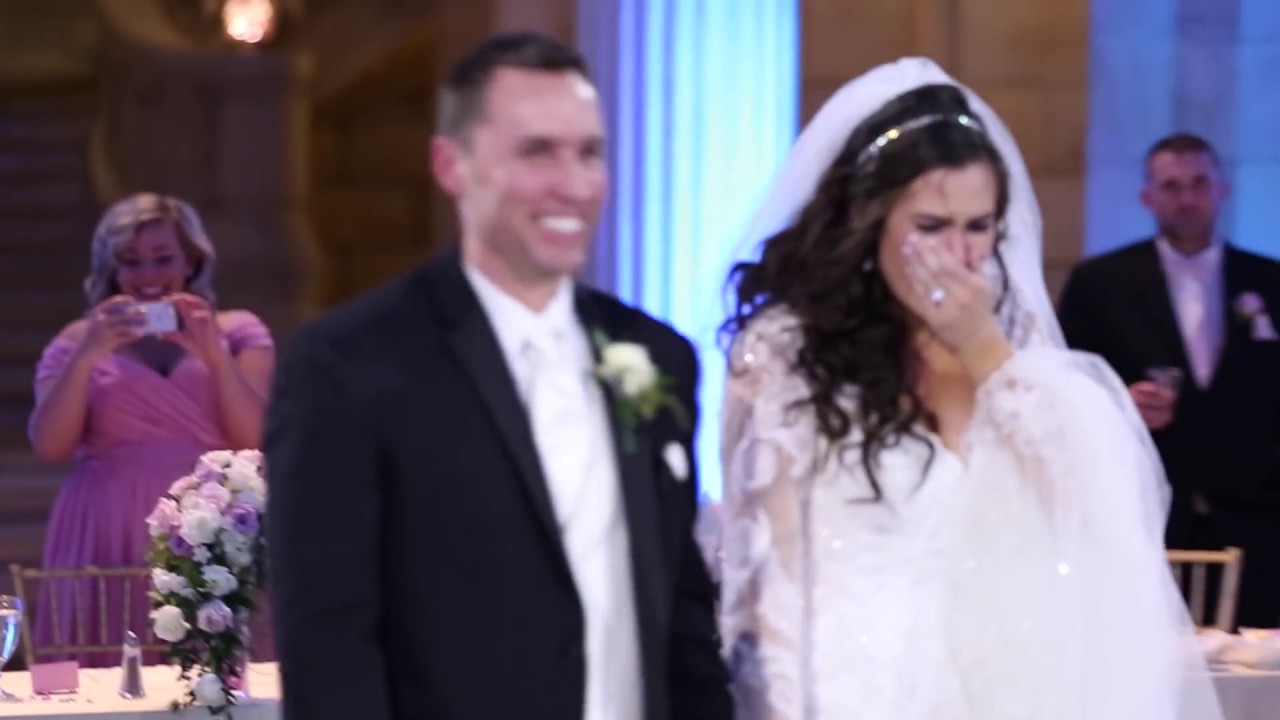 VIDEO: Līgava domāja, ka pāra pirmā kāzu deja tiks sabojāta, taču tad notika neticamais..