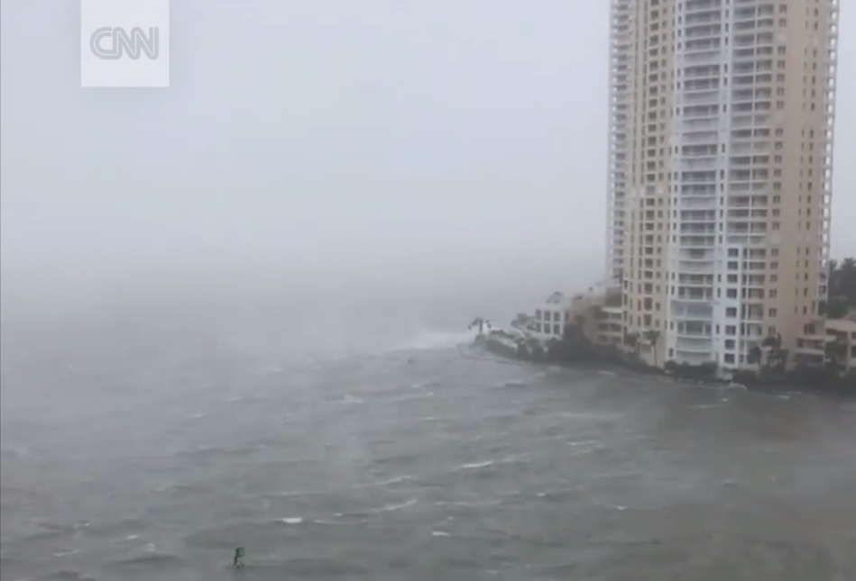 VIDEO: Apokaliptiski skati! Viesuļvētras “Irma” laikā Miami pilsētu ASV pārņem ūdens!