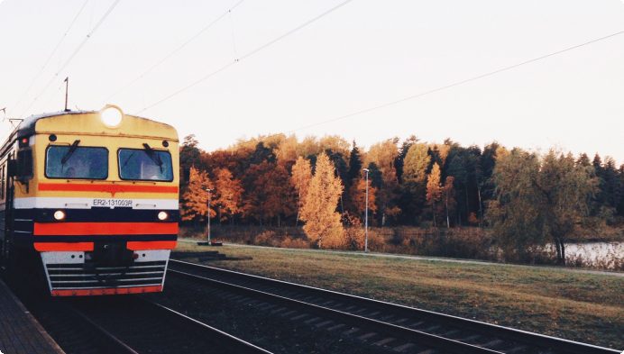 Prasa apturēt dzelzceļa elektrifikācijas projekta iepirkumu saistībā ar bažām par tā lietderīgumu un tiesiskumu