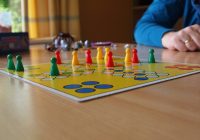 SOS bērnu ciematiem saziedotas vairāk nekā 700 galda spēles
