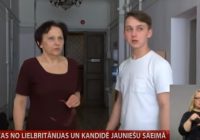 VIDEO: Dāvis beidzis pamatskolu Lielbritānijā un atgriezies mācīties Latvijā; viņa latviešu valodas zināšanas pielīdzina 7.klases līmenim