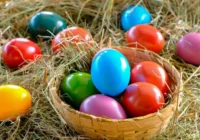 Kāpēc Lieldienās pieņemts olas krāsot sarkanā krāsā?