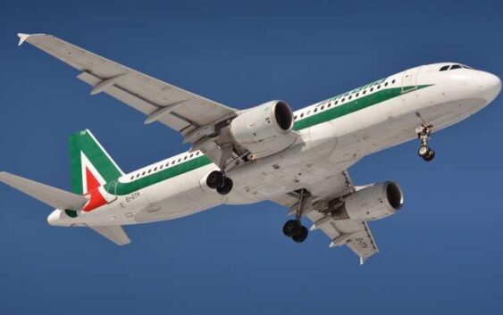 Tuvojoties likvidācijai, Alitalia atlaidīs vairāk nekā 2000 atlikušos darbiniekus