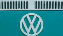 Arodbiedrība panāk vienošanos ar Volkswagen, lai izvairītos no rūpnīcu slēgšanas