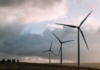 ASV zaļās enerģijas uzņēmumi gatavojas federālā finansējuma samazinājumam – apdraudēta pasaulē lielākas zaļā ūdeņraža ražotnes būvniecība