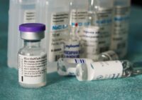 Pfizer uzrāda spēcīgus ienākumus, neskatoties uz Trampa jaunajiem tarifu draudiem “līdz pat 250%”