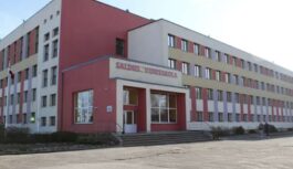 Svešvalodu mācīšana Saldus vidusskolā: kāpēc skola izmanto krievu valodu projektos Svešvalodu mācīšana Saldus vidusskolā: kāpēc skola izmanto krievu valodu projektos