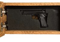 Mācība no Ukrainas: Igaunija ļaus iedzīvotājiem mājās glabāt ievērojami vairāk munīcijas