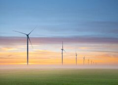 Naftas un gāzes cenu kāpums liek Eiropai rīkoties: plāno vēl straujāku pāreju uz zaļo enerģiju