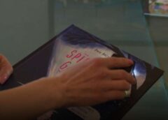 Divi Latvijas mākslinieču darbi atzīti par vieniem no labākajiem pasaulē